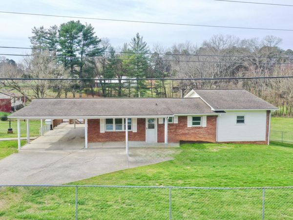3498, 3500 Old Kentucky Road, Morristown, TN 37814