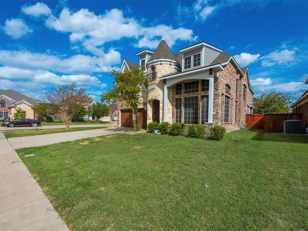 701 Player Avenue, Mansfield, TX 76063