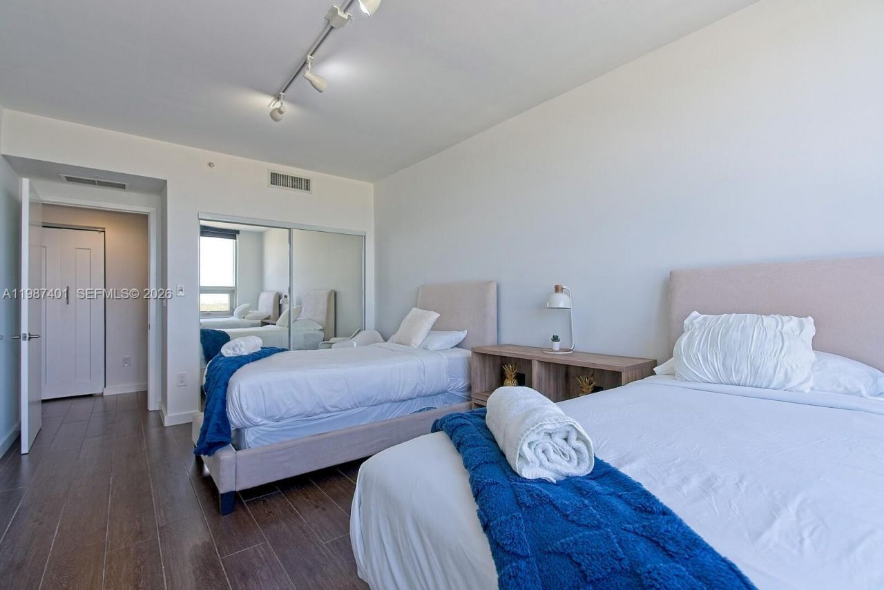 3250 NE 1st Ave , Unit 1006, Miami, FL 33137 Photo