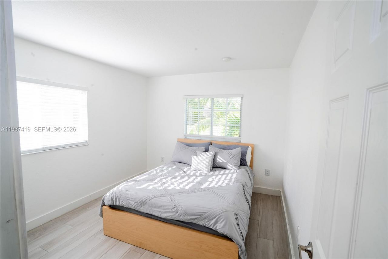 350 NW 19th Ter , Unit 59, Miami, FL 33136 Photo