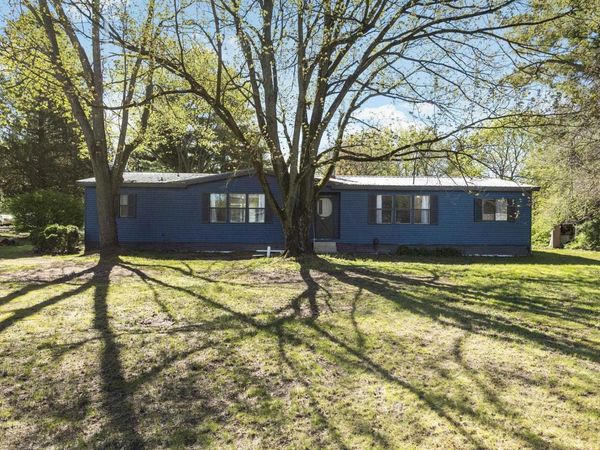 12514 Bonnie Lane, Middlebury, IN 46540