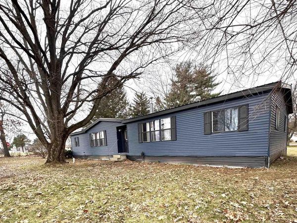 12514 Bonnie Lane, Middlebury, IN 46540