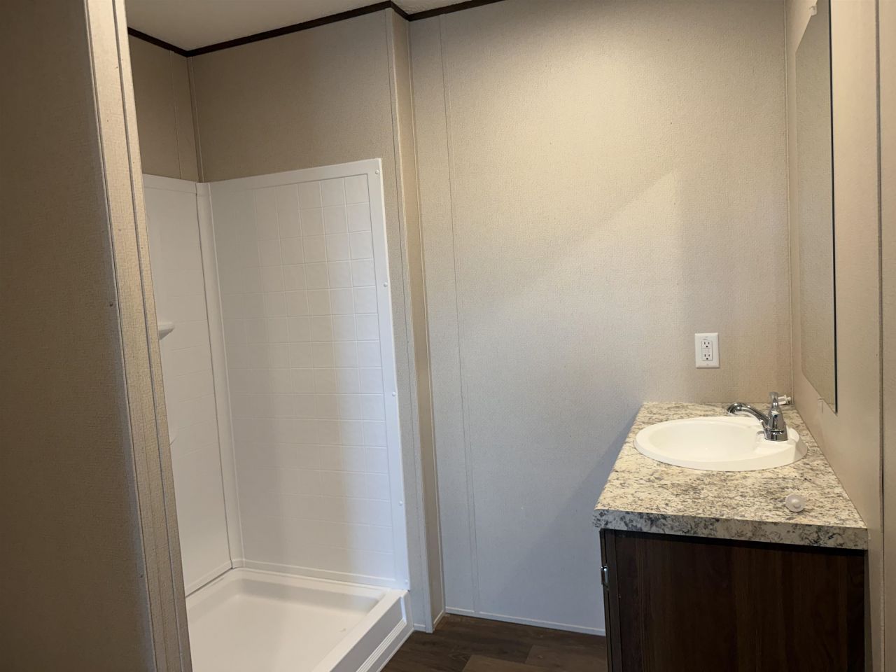 1340 W G Rd. Photo 19