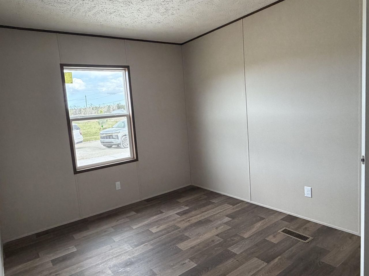 1340 W G Rd. Photo 27