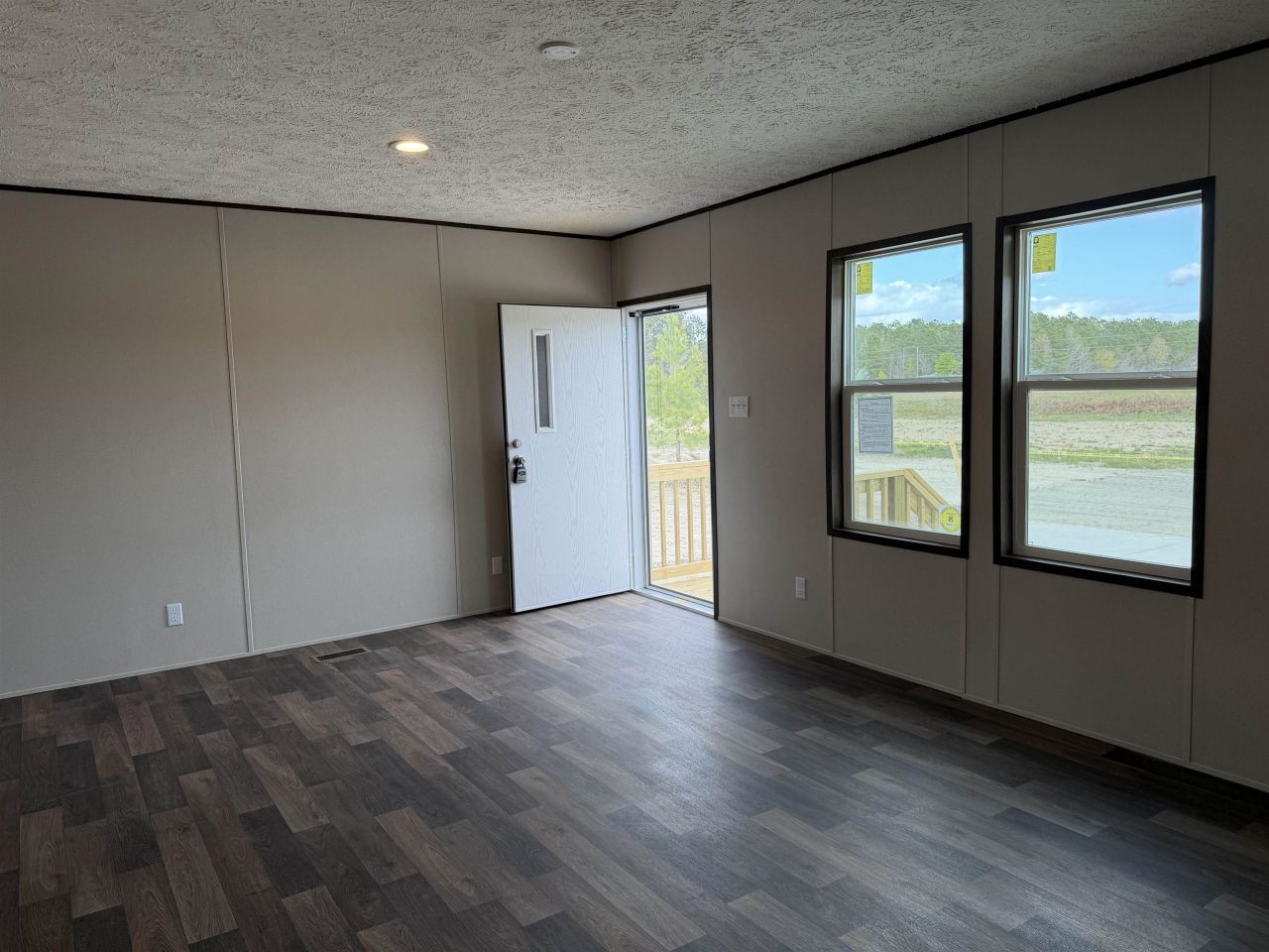 1340 W G Rd. Photo 9