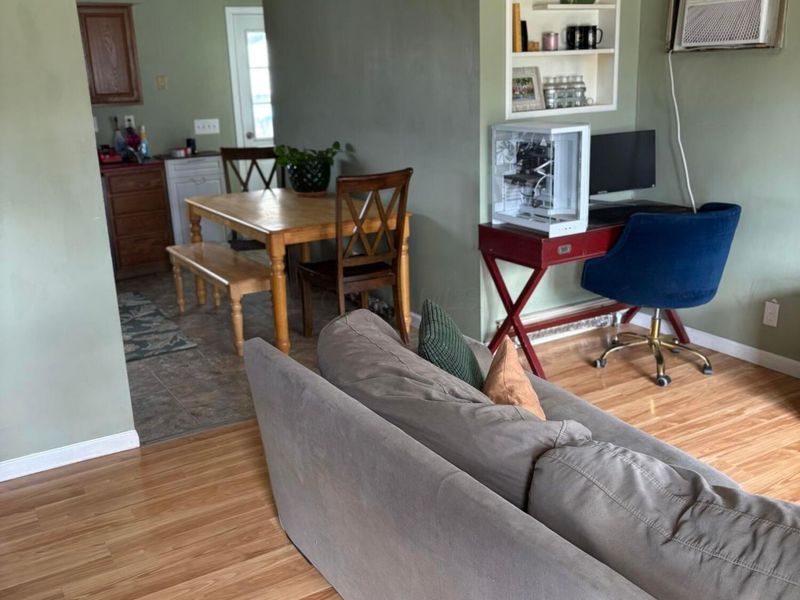 882 Grenada Road, Columbus, OH 43207 Photo 3