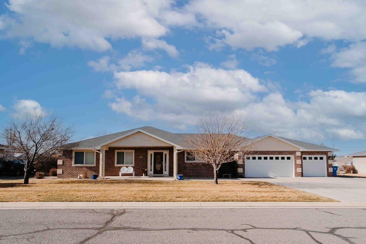 224 Sage Drive, Montrose, CO 81401 Main Photo