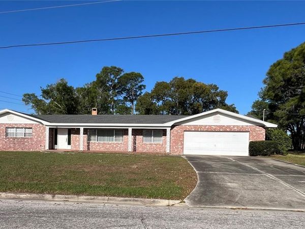 520 8TH STREET S, DUNDEE, FL 33838