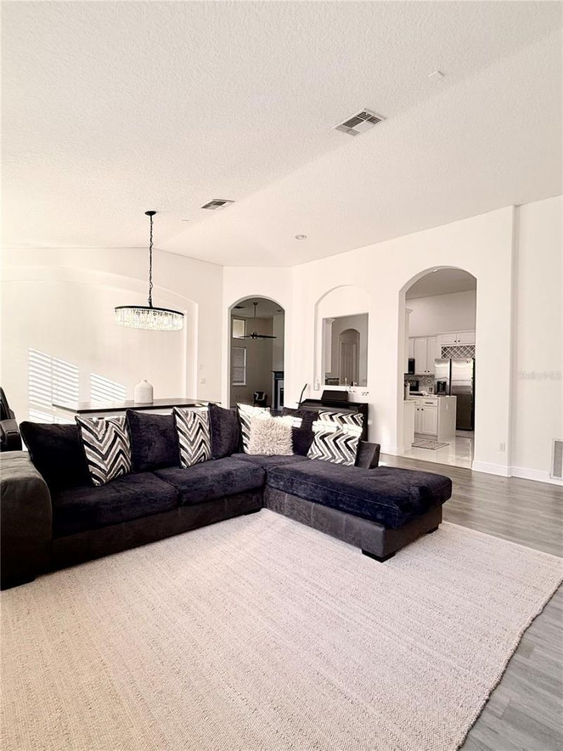 12005 Summerspring Lakes Drive, Orlando, FL 32825 Photo