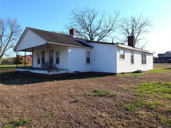 4190 Grubbs Road, Walkertown, NC 27051