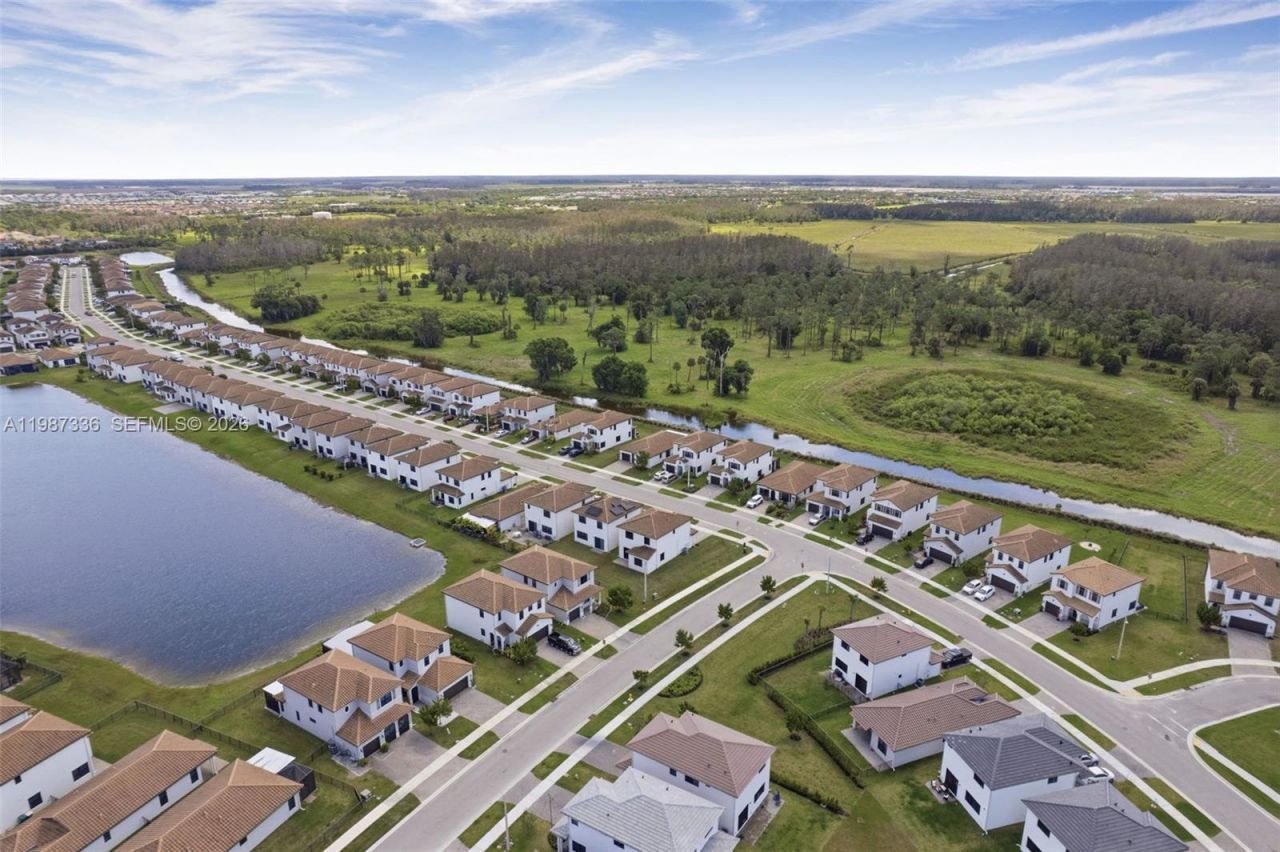 5700 Argento , Ave Maria, FL 34142 Photo