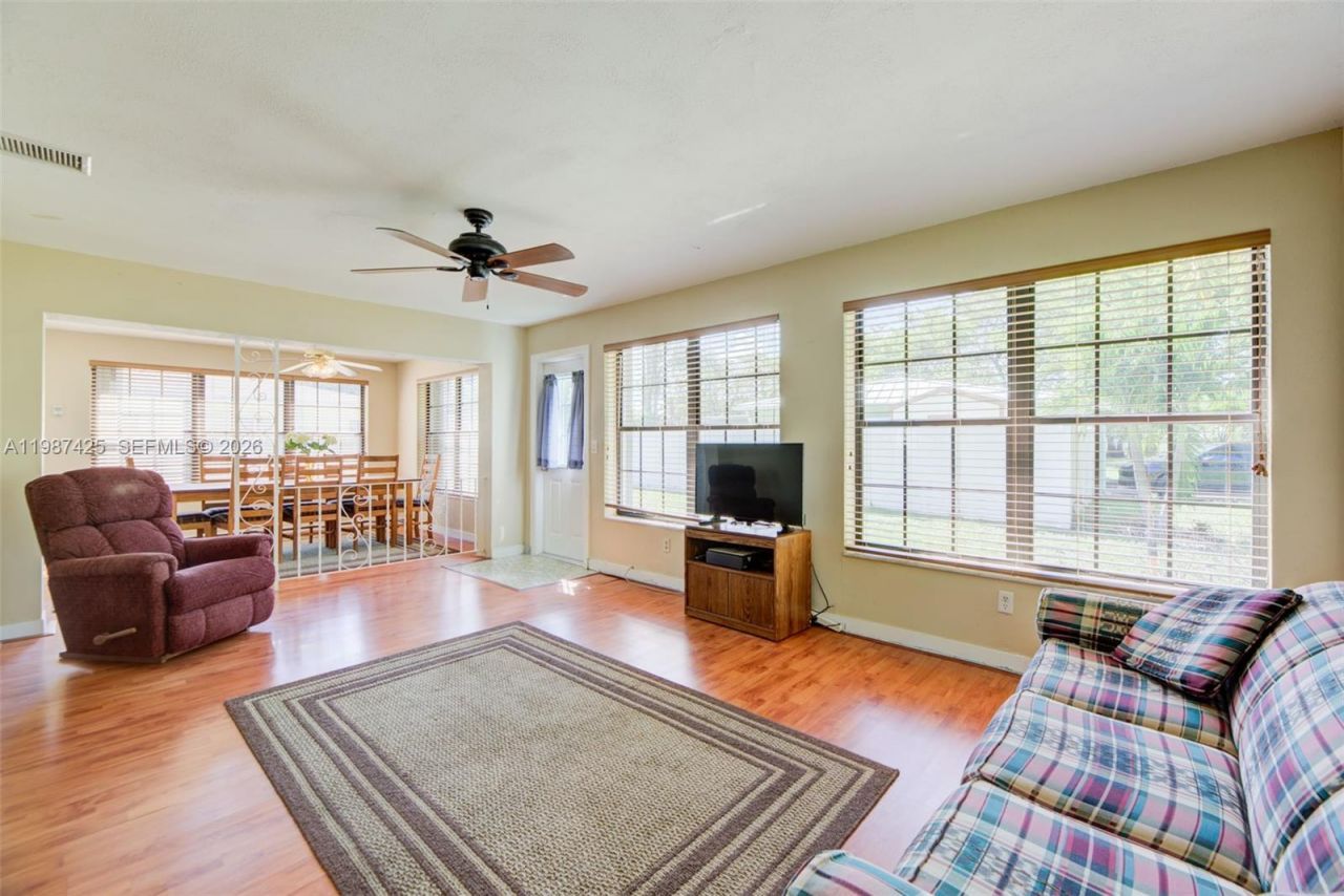 5726 Madison St , Hollywood, FL 33023 Photo