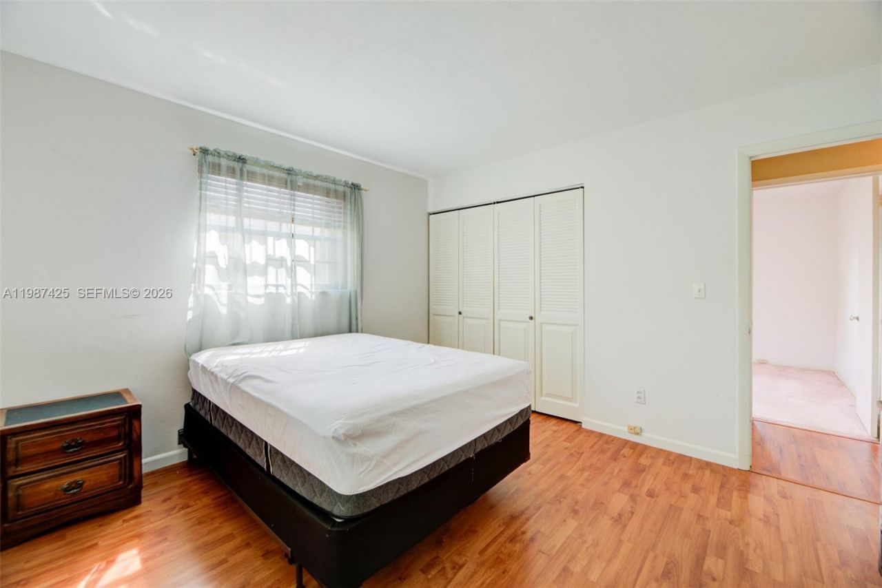 5726 Madison St , Hollywood, FL 33023 Photo