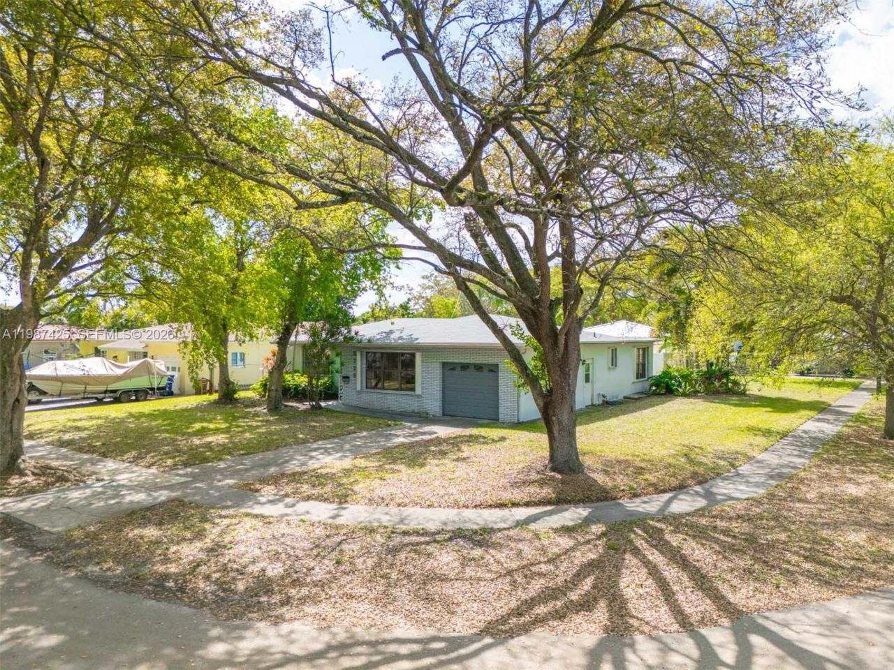 5726 Madison St , Hollywood, FL 33023 Photo