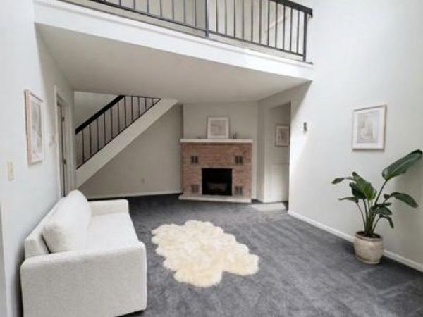 633 WASHINGTON PLACE , Unit 33, CHESTERBROOK, PA 19087