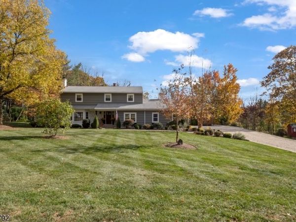 423 Windmill Way, Branchburg, NJ 08876