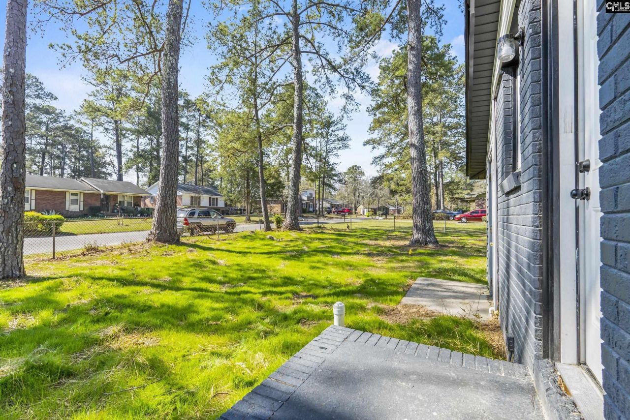 1101 Woodale Circle  Photo 21