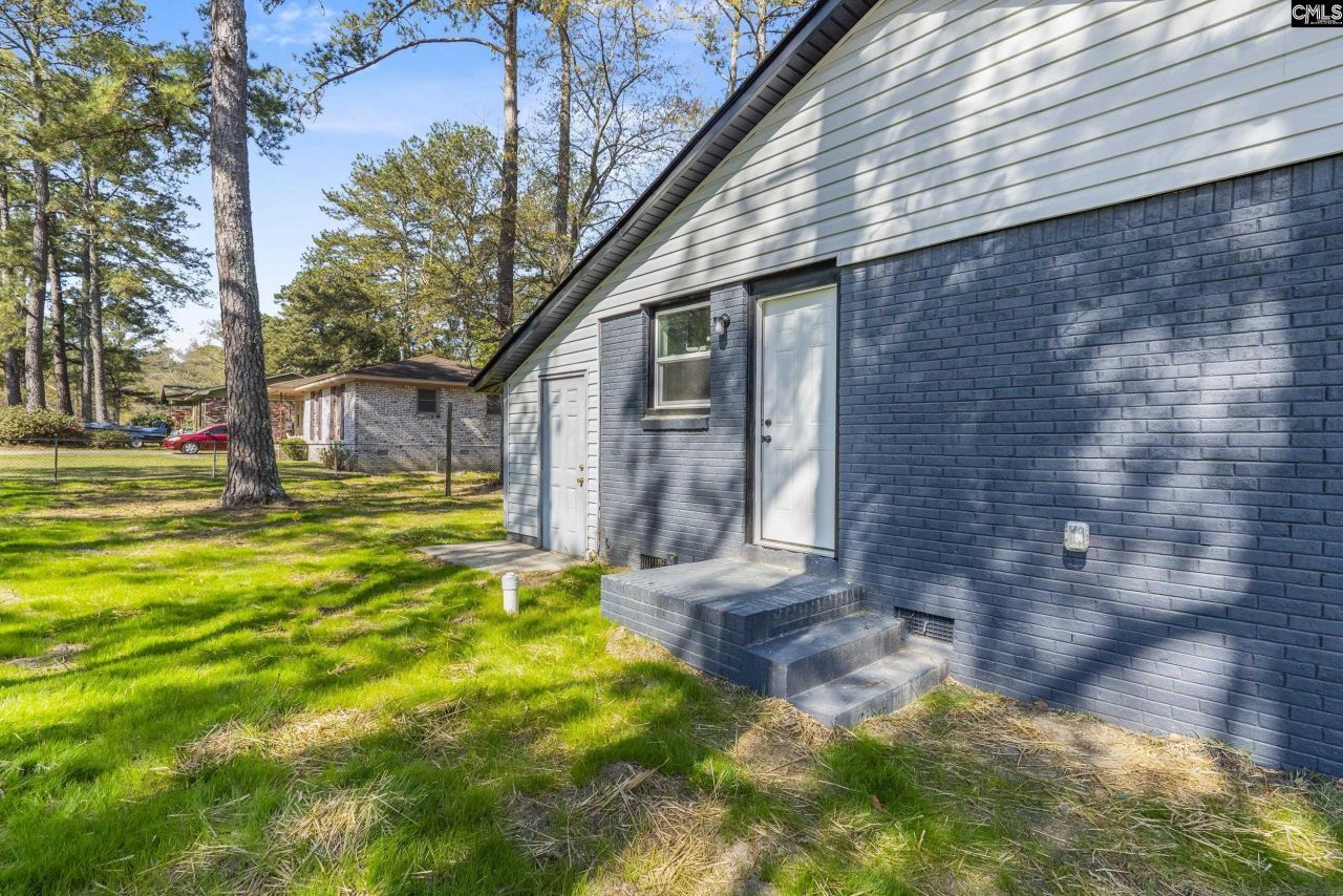 1101 Woodale Circle  Photo 23