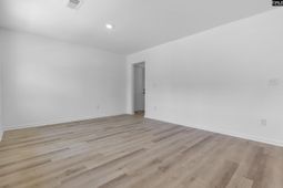 1101 Woodale Circle  photo 4