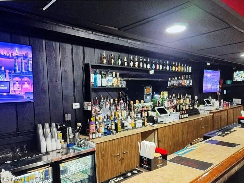 561 Seiberling Street, Akron, OH 44306 Photo 4