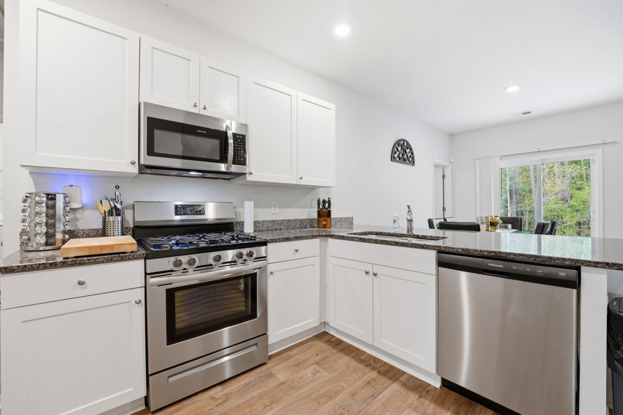 315 Mincy Street Photo 10