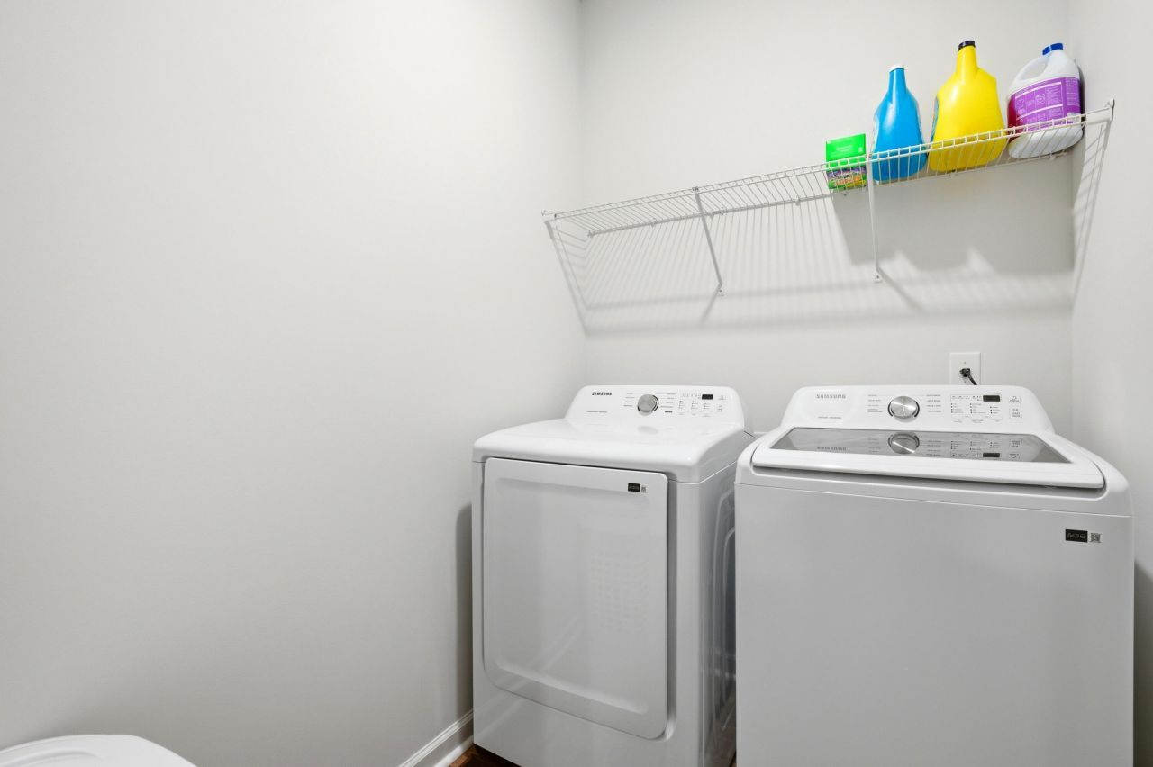 315 Mincy Street Photo 12