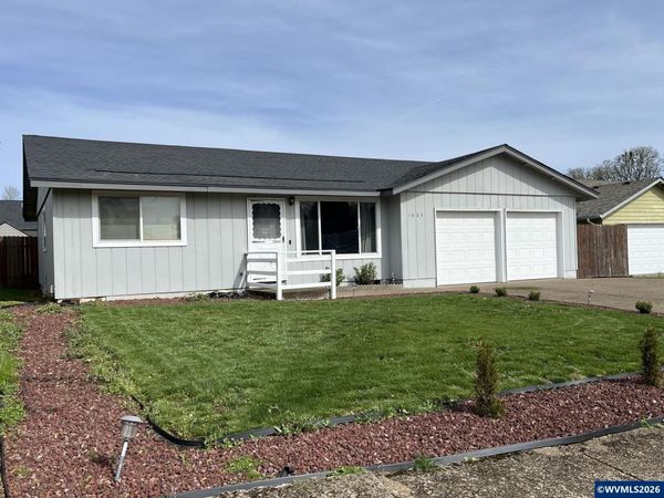 1024 SW Bryson St, Dallas, OR 97338