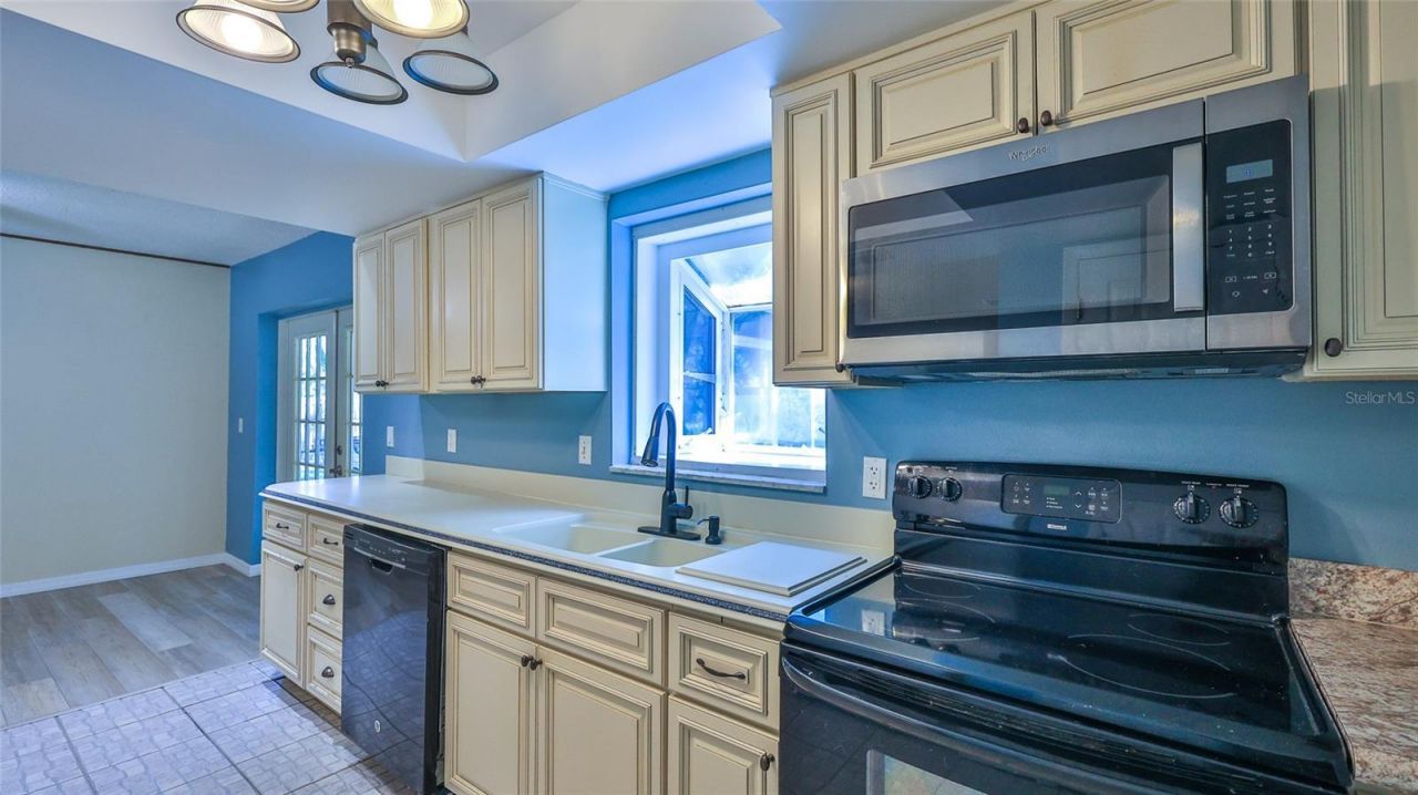 1915 Umbrella Tree Drive, Edgewater, FL 32141 Photo