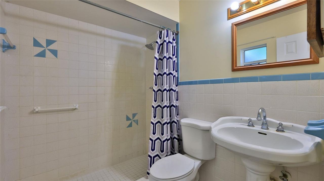 1915 Umbrella Tree Drive, Edgewater, FL 32141 Photo