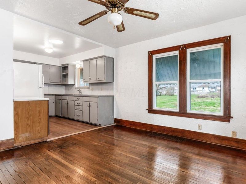 49 Monroe Avenue, Newark, OH 43055 Photo 8