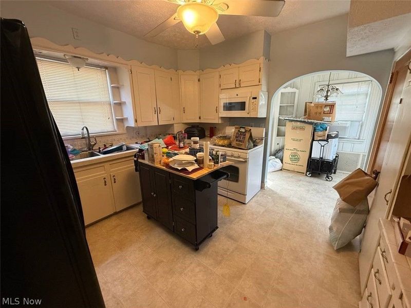 1437 Ridge Road NW, Canton, OH 44703 Photo 6