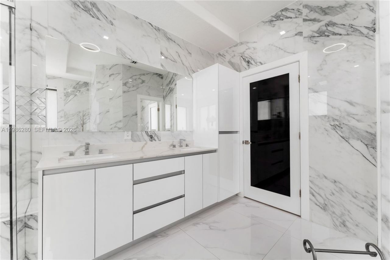 Please Call For Address, Miami Lakes, FL 33016 Photo