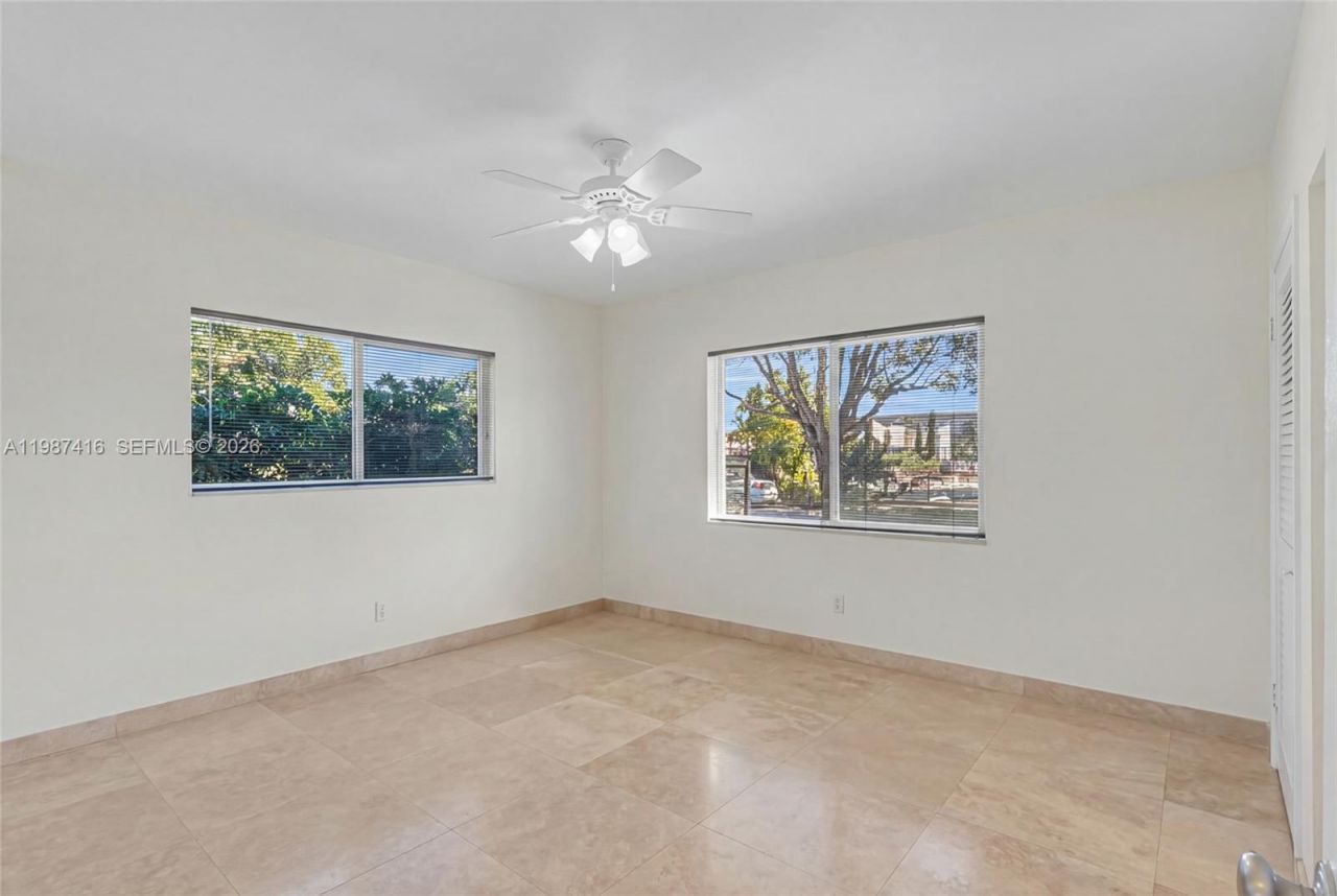 1995 Ixora Rd , North Miami, FL 33181 Photo