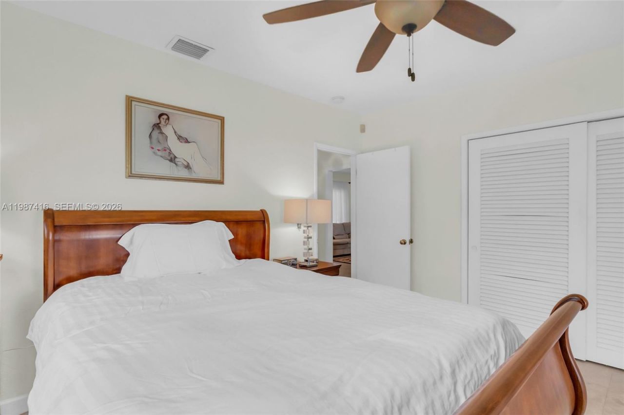 1995 Ixora Rd , North Miami, FL 33181 Photo