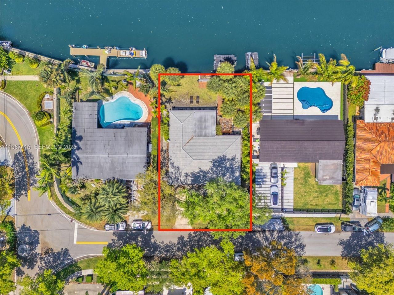 1995 Ixora Rd , North Miami, FL 33181 Photo