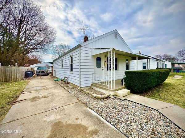 703 W Northgate Parkway, Toledo, OH 43612