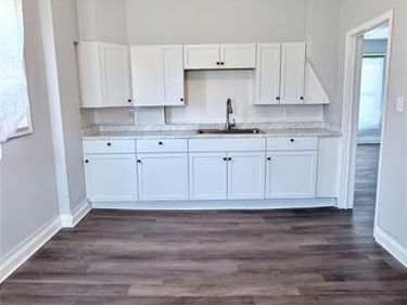 37 Le Blanc, River Rouge, MI 48218