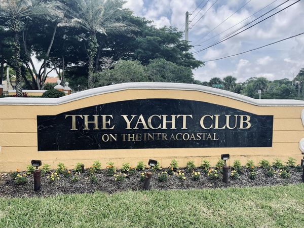 110 Yacht Club Way, Unit 201, Hypoluxo, FL 33462