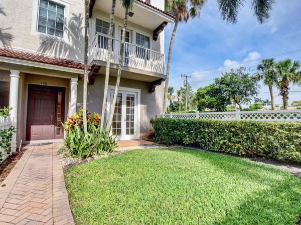 120 Ocean Cay Way, Hypoluxo, FL 33462