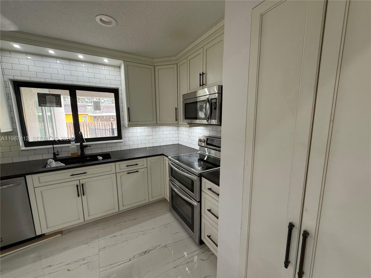 11100 NW 21st St , Sunrise, FL 33322 Photo