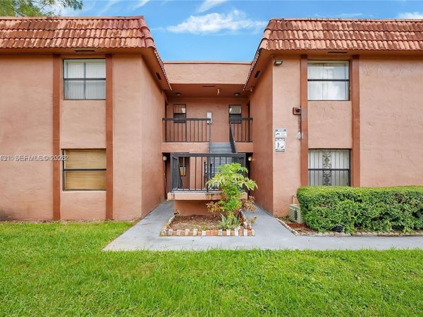 6580 W 27th Ct , Unit 58-12, Hialeah, FL 33016