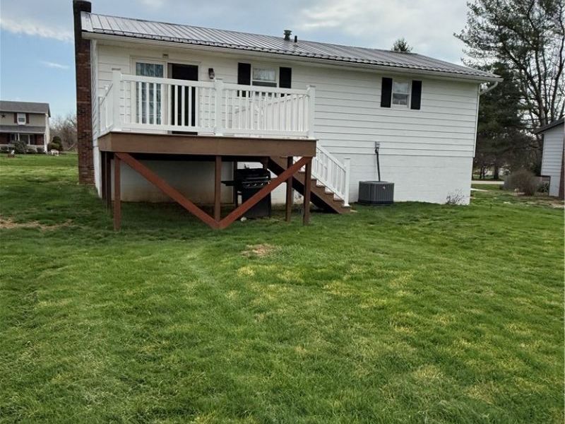 1085 Walter Drive, Zanesville, OH 43701 Photo 3