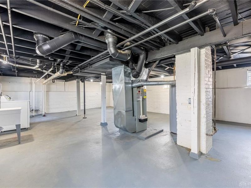 1739 Gondert Avenue, Dayton, OH 45403 Photo 17