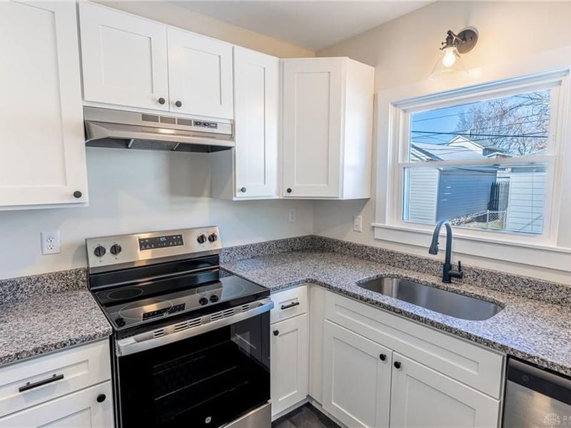 1739 Gondert Avenue, Dayton, OH 45403 Photo 9