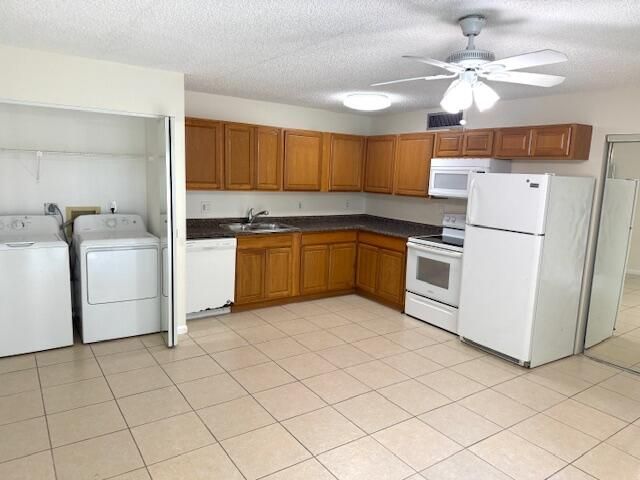 637 Executive Center Drive, West Palm Beach, FL 33401 Photo