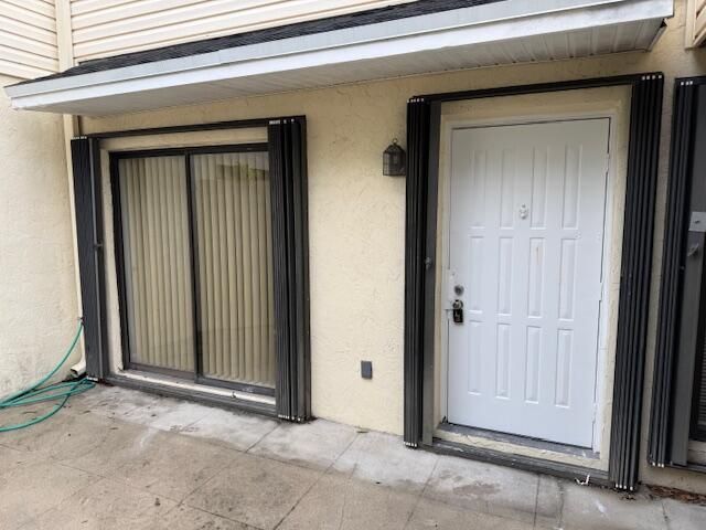 637 Executive Center Drive, West Palm Beach, FL 33401 Photo