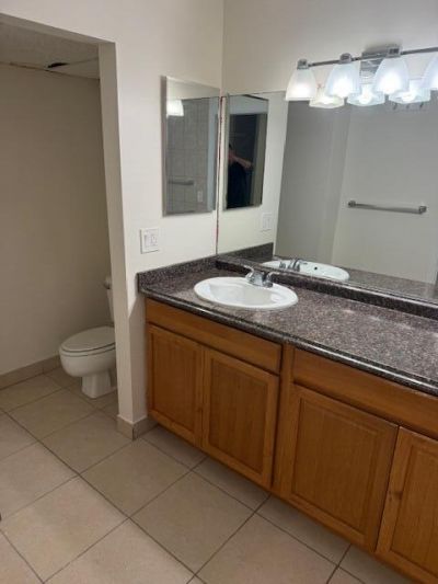 637 Executive Center Drive, West Palm Beach, FL 33401 Photo