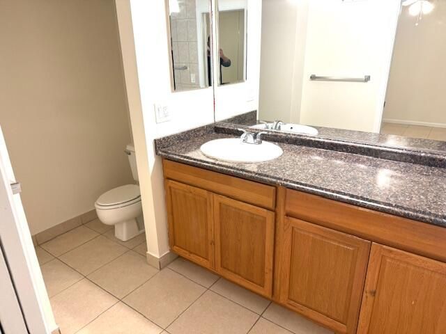 637 Executive Center Drive, West Palm Beach, FL 33401 Photo