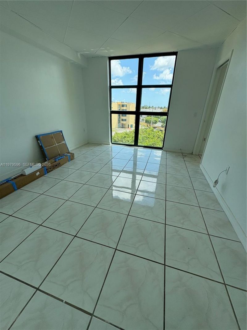 11800 SW 18th St , Unit 517-4, Miami, FL 33175 Photo