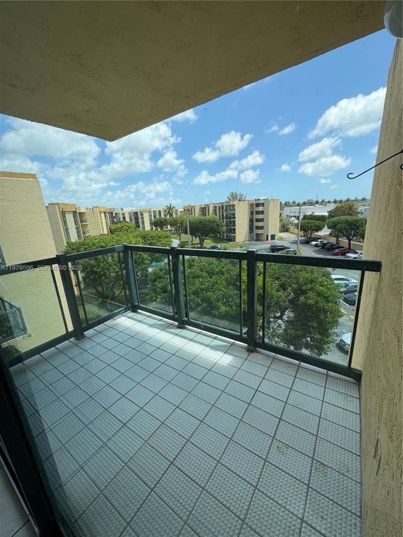 11800 SW 18th St , Unit 517-4, Miami, FL 33175 Photo